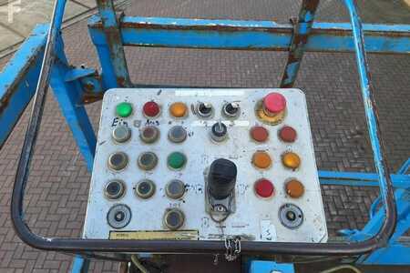 Scissors Lifts - Holland-Lift Megastar G300DL30/S Diesel, 4x4x4 Drive, 33.5m Wor (4)