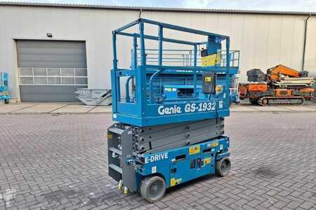 Scissors Lifts - Genie GS1932 E-Drive Several In Stock, 8m Working Height (2)