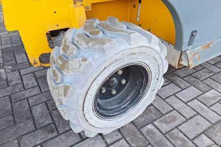 Saksinostimet - Haulotte Compact 12RTE Electric, 12m Working Height, 450kg (14)