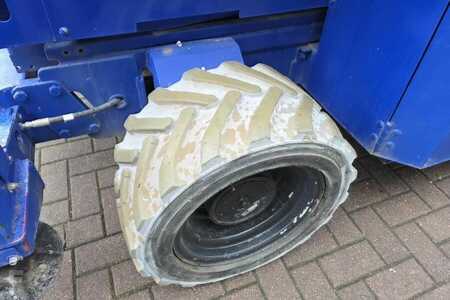 Pracovní plošina s nůžkovým zdvihem - Genie GS3369DC Electric, 11.9m Working Height, 454kg Cap (16)