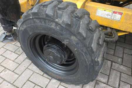 Pracovní plošina s nůžkovým zdvihem - Haulotte H18SXL Diesel, 4x4 Drive, 18m Working Height, 500k (12)