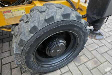 Pracovní plošina s nůžkovým zdvihem - Haulotte H18SXL Diesel, 4x4 Drive, 18m Working Height, 500k (13)