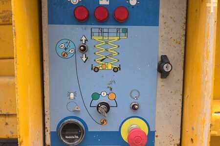 Pracovní plošina s nůžkovým zdvihem - Haulotte H18SXL Diesel, 4x4 Drive, 18m Working Height, 500k (5)