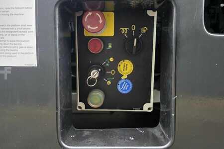 Podnośnik przegubowy - Niftylift HR21DE HYBRIDE Hybrid, 20.8m Working Height, 13m R (4)