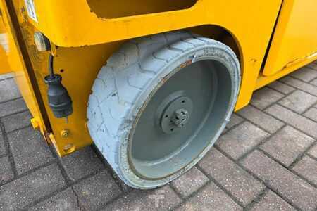 Scherenarbeitsbühne - Haulotte Compact 12 Electric, 12m Working Height, 300kg Cap (12)