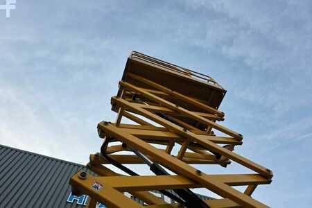 Scherenarbeitsbühne - Haulotte Compact 12 Electric, 12m Working Height, 300kg Cap (3)