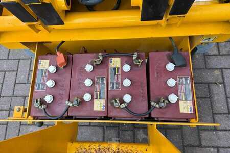 Scherenarbeitsbühne - Haulotte Compact 12 Electric, 12m Working Height, 300kg Cap (6)