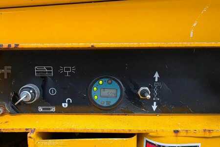 Sakse arbejds platform - Haulotte Compact 8 As-Is, Electric, 8.2m Working Height, 35 (6)