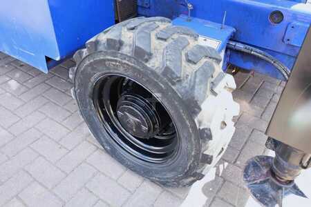 Scherenarbeitsbühne - Haulotte H15SX Diesel, 4x4 Drive 15 Working Height, 500kg C (12)