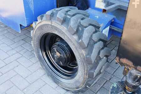 Scherenarbeitsbühne - Haulotte H15SX Diesel, 4x4 Drive 15 Working Height, 500kg C (10)