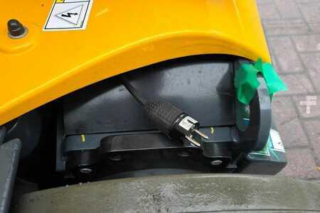 Csukló munka emelvény - Haulotte HA12CJ+ Guarantee! Electric, 12 m Working Height, (11)