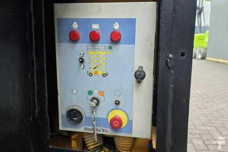 Scherenarbeitsbühne - Haulotte H12SX Diesel, 4x4 Drive, 12m Working Height, 700kg (4)