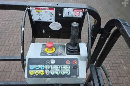 Scherenarbeitsbühne - Haulotte H12SX Diesel, 4x4 Drive, 12m Working Height, 700kg (6)