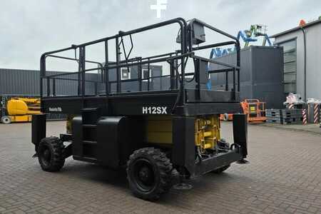 Scherenarbeitsbühne - Haulotte H12SX Diesel, 4x4 Drive, 12m Working Height, 700kg (8)