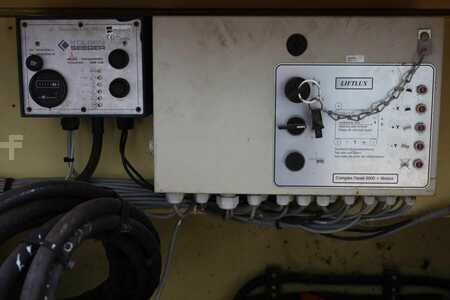 Podnośnik nożycowy  JLG 260-25 Diesel, 4x4 Drive, 9.80m Hydraulic Deck Ext (4)