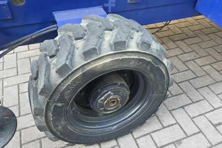 Podnośnik nożycowy  Haulotte H15SX Diesel, 4x4 Drive, 15 Working Height, 500kg (13)