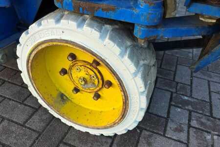 Nacelle à ciseaux - Holland-Lift Combistar N-165EL12 Electric, 18.5m Working Height (9)