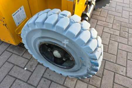 Kloubová pracovní plošina - Haulotte HA12IP As-Is, Electric, 12m Working Height, 6.7m R (13)