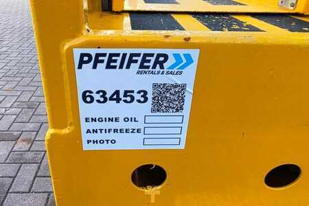 Ollós munka emelvény - Haulotte Compact 8 Electric, 8.2m Working Height, 350kg Cap (8)