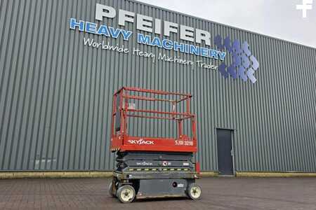 Scherenarbeitsbühne - Skyjack SJ3219 As-Is, Electric, 8m Working Height, 227kg C (1)