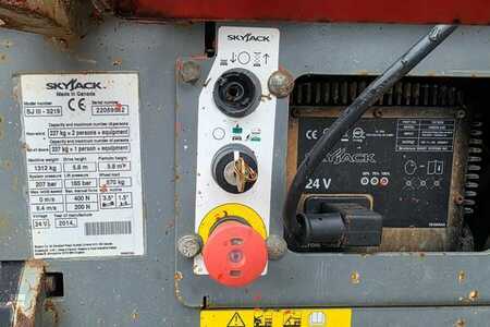 Scherenarbeitsbühne - Skyjack SJ3219 As-Is, Electric, 8m Working Height, 227kg C (4)