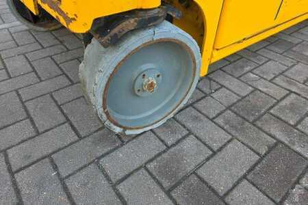 Ollós munka emelvény - Haulotte Compact 10 As-Is, Electric, 10m Working Height, 45 (10)