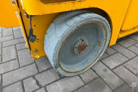 Ollós munka emelvény - Haulotte Compact 10 As-Is, Electric, 10m Working Height, 45 (12)