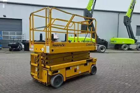 Pracovní plošina s nůžkovým zdvihem - Haulotte Compact 10 Electric, 10m Working Height, 450kg Cap (2)