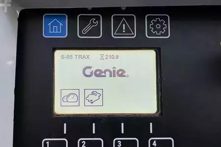 Teleskopická plošina  Genie S65XC Trax Diesel, 4x4 Drive Trax, 22m Working Hei (17)