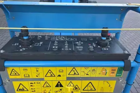 Teleskopická plošina  Genie S65XC Trax Diesel, 4x4 Drive Trax, 22m Working Hei (5)