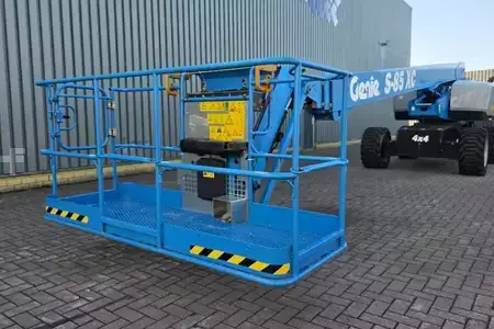 Teleskopická plošina  Genie S85XC Valid inspection, *Guarantee! Diesel, 4x4 Dr (10)