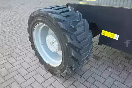 Teleskopická plošina  Genie S85XC Valid inspection, *Guarantee! Diesel, 4x4 Dr (19)