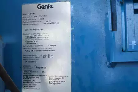 Teleskopická plošina  Genie S85XC Valid inspection, *Guarantee! Diesel, 4x4 Dr (6)