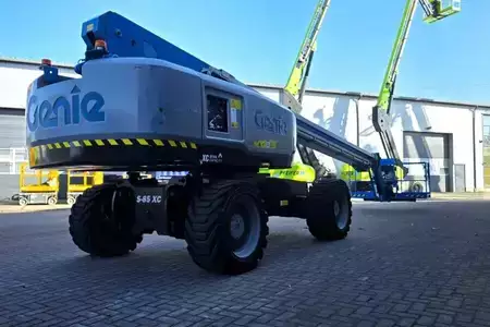 Teleskopická plošina  Genie S85XC Valid inspection, *Guarantee! Diesel, 4x4 Dr (8)