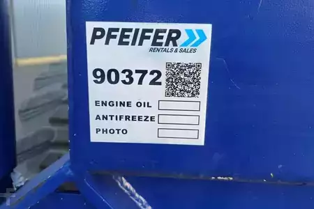 Scherenarbeitsbühne - Holland-Lift COMBISTAR B-195DL25-4WD/P/N Diesel, 4x4 Drive, 21. (16)