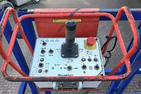 Scherenarbeitsbühne - Holland-Lift COMBISTAR B-195DL25-4WD/P/N Diesel, 4x4 Drive, 21. (4)