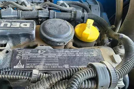 Teleskopická plošina  Genie S85XC Diesel, 4x4 Drive, 28m Working Height, 23m R (14)