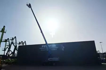 Teleskopická plošina  Genie S85XC Diesel, 4x4 Drive, 28m Working Height, 23m R (3)