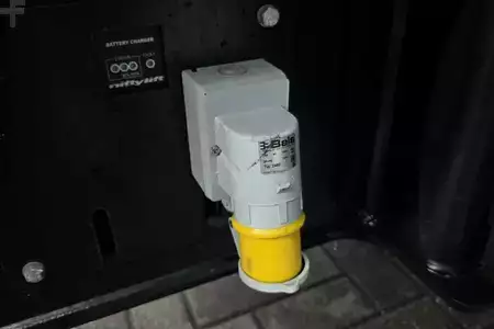 Piattaforme aeree articolate - Niftylift HR21 Hybrid 4x4 MK2B Hybride, 4x4 Drive, 21m Worki (16)