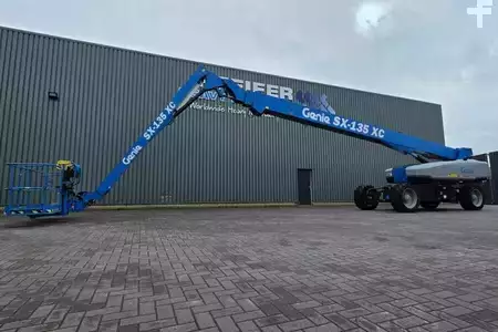 Teleskopická plošina  Genie SX135XC Diesel, 43m Working Height, 27.5m Reach, B (1)