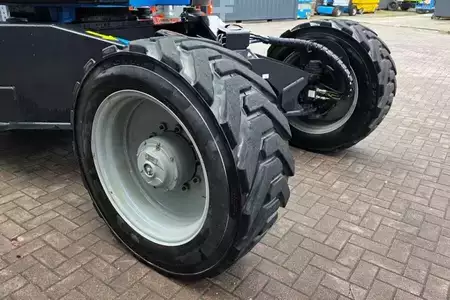 Teleskopická plošina  Genie SX135XC Diesel, 43m Working Height, 27.5m Reach, B (20)