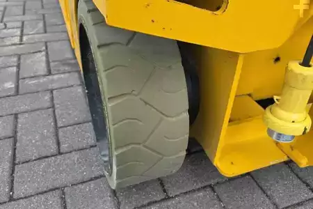 Pracovní plošina s nůžkovým zdvihem - JCB S3246E Electric, 12m Working Height, 320kg Capacit (13)