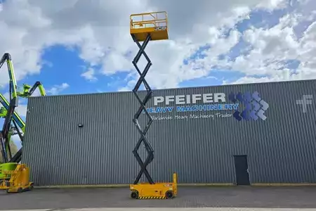 Pracovní plošina s nůžkovým zdvihem - JCB S3246E Electric, 12m Working Height, 320kg Capacit (3)