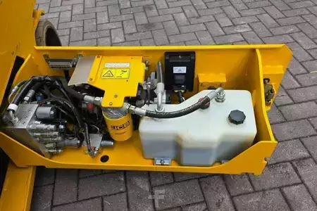 Pracovní plošina s nůžkovým zdvihem - JCB S3246E Electric, 12m Working Height, 320kg Capacit (5)