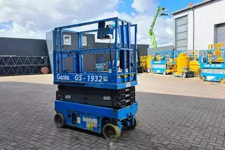 Nacelle à ciseaux - Genie GS1932 Electric, Working Height 7.8 m, 227kg Capac (2)