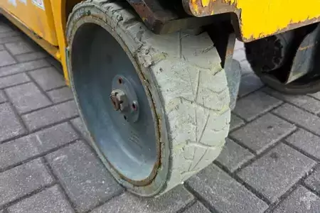 Scherenarbeitsbühne - Haulotte Compact 10N Electric, 10m Working Height, 230kg Ca (12)