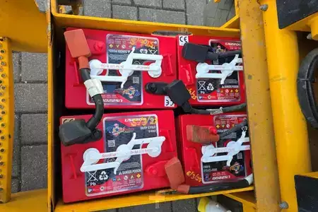 Scherenarbeitsbühne - Haulotte Compact 10N Electric, 10m Working Height, 230kg Ca (4)