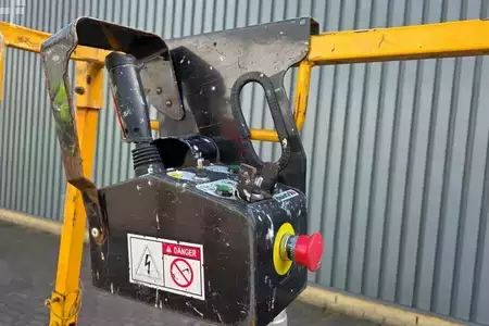 Scherenarbeitsbühne - Haulotte Compact 10N Electric, 10m Working Height, 230kg Ca (9)