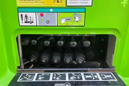 Piattaforme aeree articolate - Niftylift HR28 Hybride 4x4 Mk2 Hybrid, 4x4 Drive, 28m Workin (15)