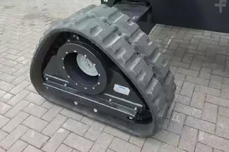 Teleskopická plošina  Genie S45XC Trax Valid inspection, *Guarantee! Diesel, 4 (16)